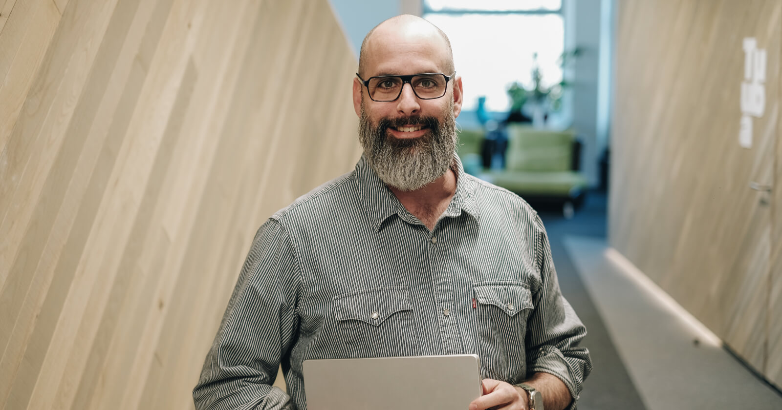 How AI tools are transforming manufacturing: practical solutions